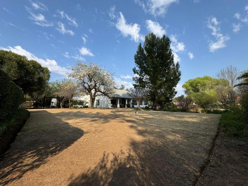 4 Bedroom Property for Sale in La Camargue Private Country Estate North West